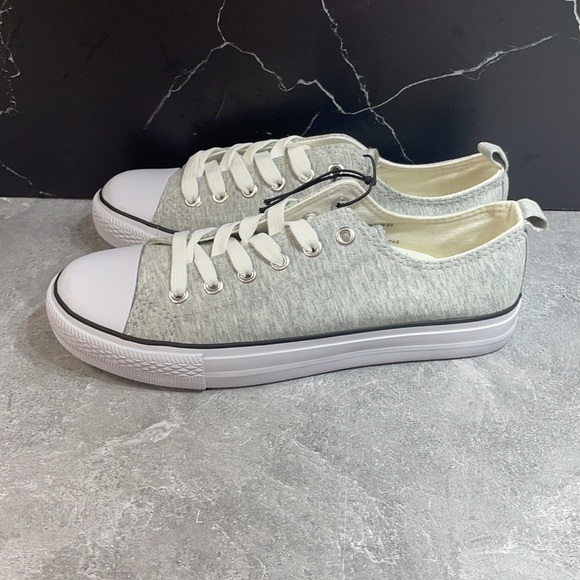 Twisted Hunter-01 Grey Size 8m - Picture 3 of 10